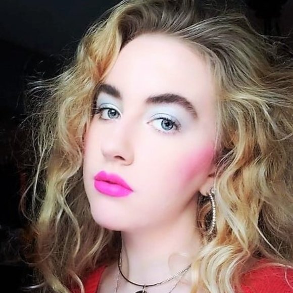 Meet your Posher, Madelyn Kaye! - Picture 10 of 11